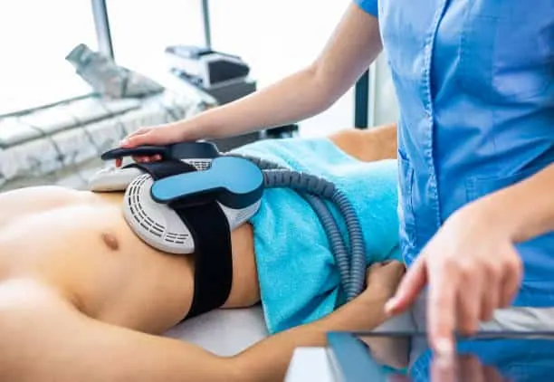 Cryolipolyse als CoolSculpting behandeling bij een man