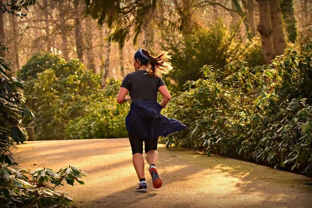 vrouw aan het hardlopen