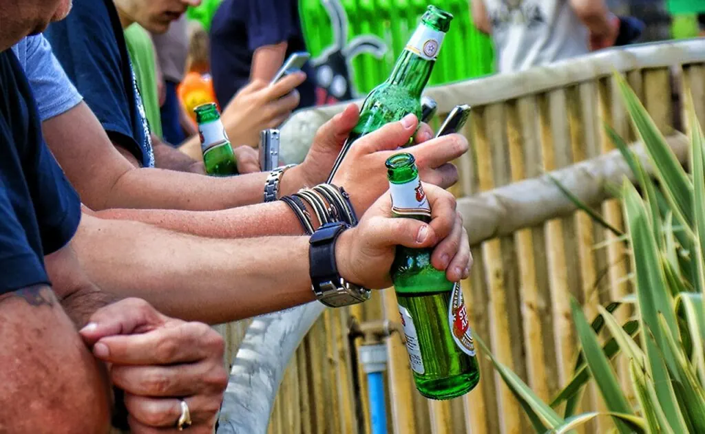 bier drinken met vrienden